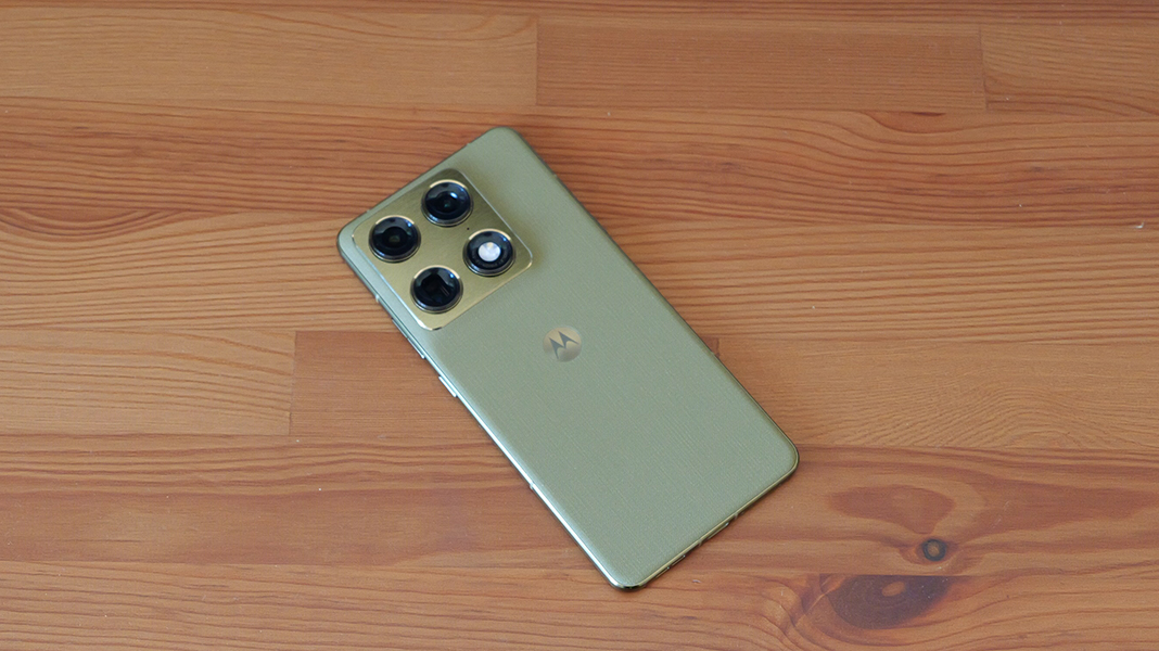 Motorola Signature recenzija: Tanak, moćan i vrlo izdržljiv