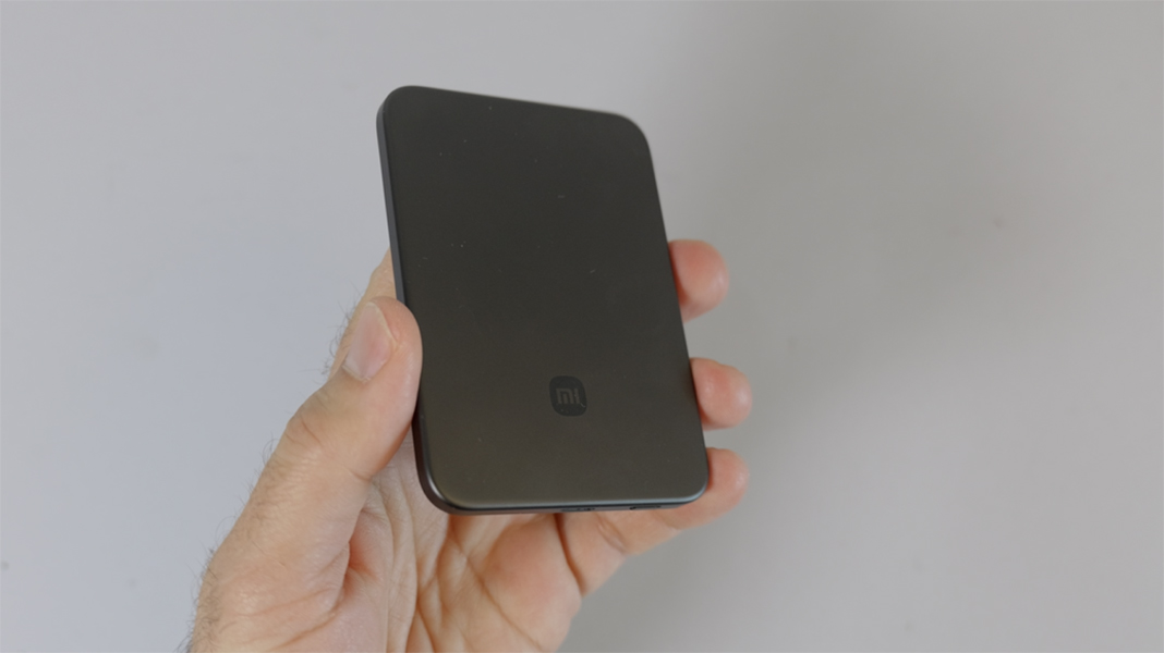 xiaomi-eksterna-baterija-za-telefon